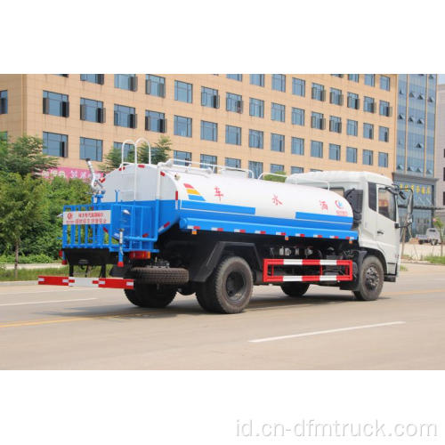 Truk tanker air Dongfeng dengan diesel untuk dijual